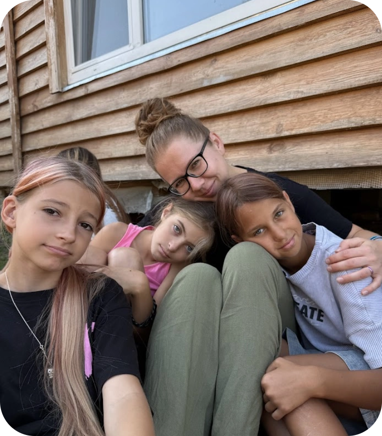 tlg-home-3